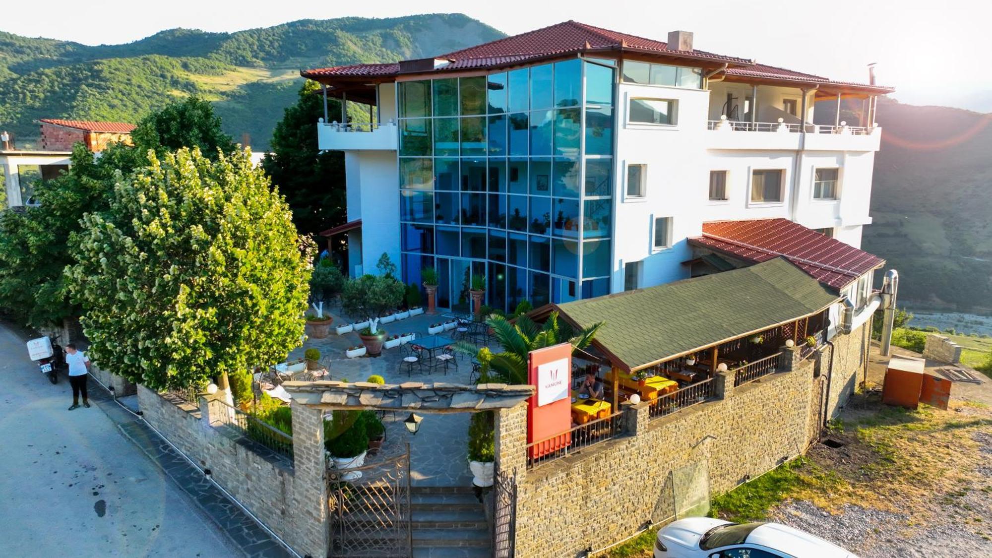 Hotel Kanione Cerenisht Exterior foto
